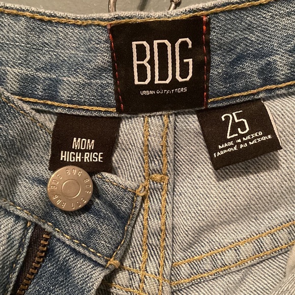 BDG Urban Outfitters Mom High Rise Cuffed Denim Shorts - Picture 4 of 7